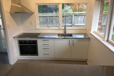 Photo of property in 4 Agincourt Street, Glenfield, Auckland, 0629