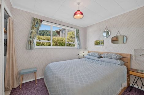 Photo of property in 28 Andersons Road, Charteris Bay, Governors Bay, 8971