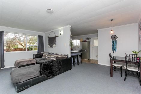 Photo of property in 126 Omata Road, Marfell, New Plymouth, 4310