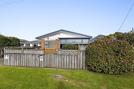 Photo of property in 135 Clawton Street, Westown, New Plymouth, 4310
