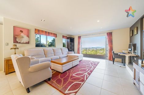 Photo of property in 27 Meadowbank Drive, Belmont, Lower Hutt, 5010