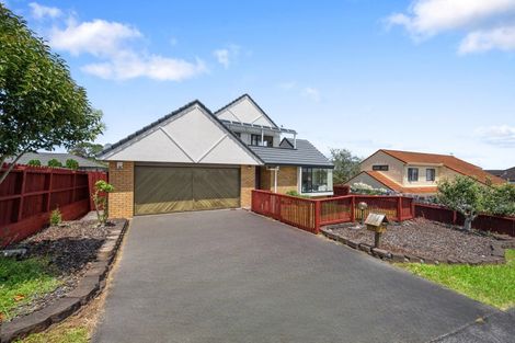 Photo of property in 5/7 Eske Place, Highland Park, Auckland, 2010