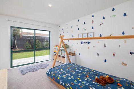 Photo of property in 3 Chilton Drive, Mairehau, Christchurch, 8052