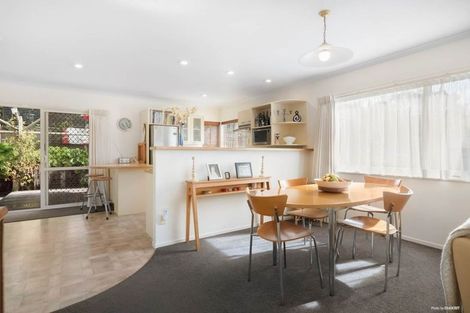 Photo of property in 1/8 Mcquoid Place, Glenfield, Auckland, 0629