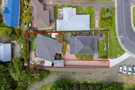 Photo of property in 2/46 Gladstone Road, Northcote, Auckland, 0627