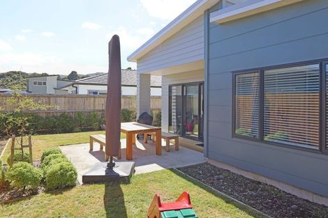 Photo of property in 4 Grovedale Square, Wainuiomata, Lower Hutt, 5014
