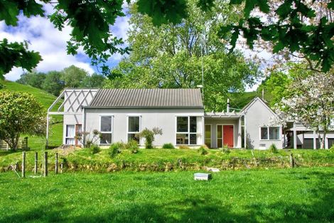 Photo of property in 691 Te Whiti Road, Te Whiti, Masterton, 5884