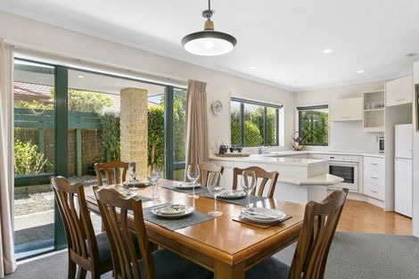 Photo of property in 30 Fairview Terrace, Waipahihi, Taupo, 3330