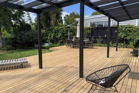 Photo of property in 9 School Road, Morningside, Auckland, 1021