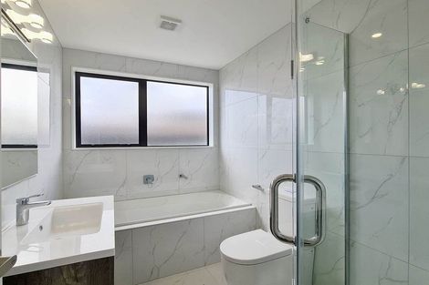 Photo of property in 28b Goodfellow Lane, Flat Bush, Auckland, 2019