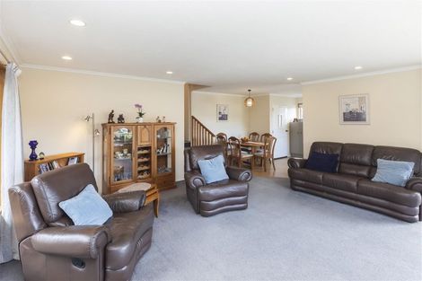 Photo of property in 2/81 Port Hills Road, Heathcote Valley, Christchurch, 8022