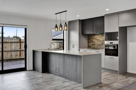 Photo of property in 7 Egmont Street, Hawera, 4610