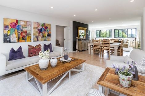 Photo of property in 9 Ramoana Mews, Shelly Park, Auckland, 2014