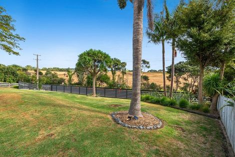 Photo of property in 47 Shelly Beach Road, Shelly Beach, Helensville, 0874