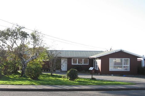 Photo of property in 41 Menin Road, Raumati South, Paraparaumu, 5032