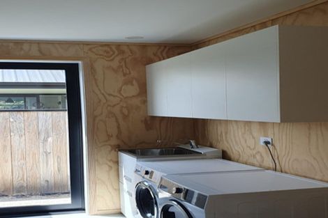 Photo of property in 18 Vintage Drive, Henderson, Auckland, 0612