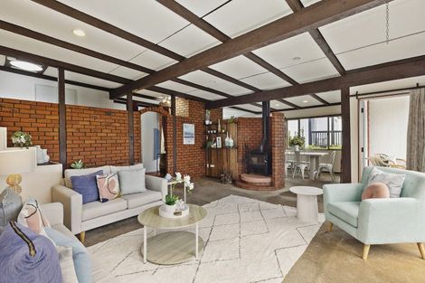 Photo of property in 8 Downing Street, Crofton Downs, Wellington, 6035