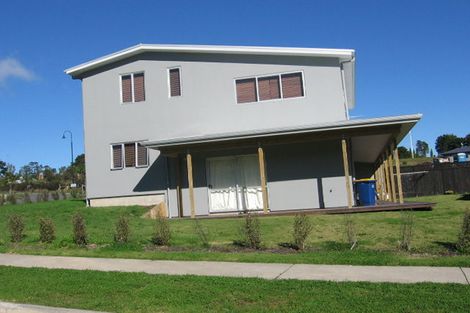 Photo of property in 74 Aberley Road, Schnapper Rock, Auckland, 0632