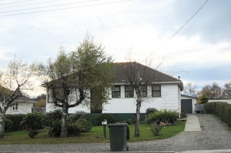 Photo of property in 6 Gormack Street, Balclutha, 9230