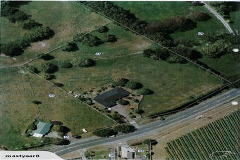 Photo of property in 67 Riverhead Road, Kumeu, 0810