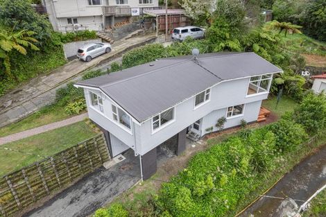 Photo of property in 22 Hollies Crescent, Johnsonville, Wellington, 6037