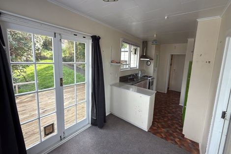 Photo of property in 251 Dowse Drive, Maungaraki, Lower Hutt, 5010