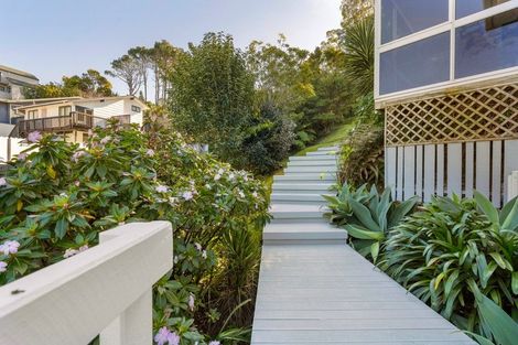 Photo of property in 1/29 King Richard Place, Browns Bay, Auckland, 0630