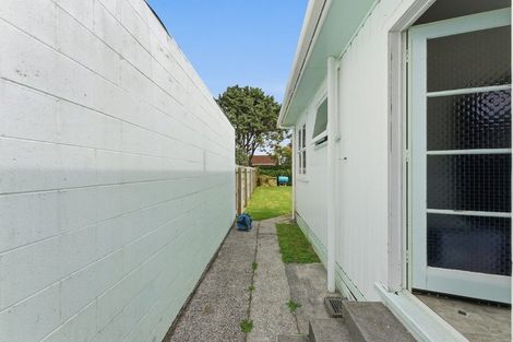 Photo of property in 278 Mangorei Road, Merrilands, New Plymouth, 4312