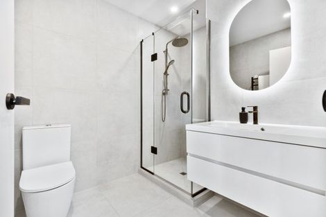 Photo of property in 18b St Michaels Avenue, Point Chevalier, Auckland, 1022