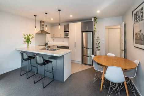 Photo of property in 8 Date Crescent, Aidanfield, Christchurch, 8025