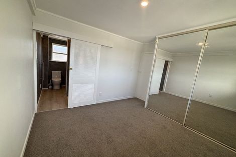 Photo of property in 11/219 Onewa Road, Birkenhead, Auckland, 0626