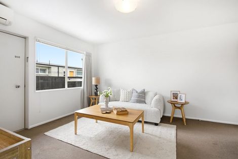 Photo of property in 1/25 Prestons Road, Redwood, Christchurch, 8051