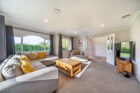 Photo of property in 101 Emerald Hill Drive, Birchville, Upper Hutt, 5018