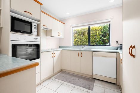 Photo of property in 25 Northmeadow Drive, Rototuna, Hamilton, 3210