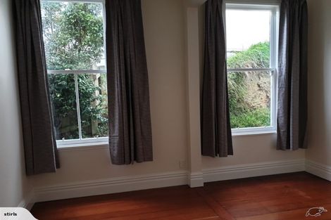 Photo of property in 47 Fairview Crescent, Kelburn, Wellington, 6012