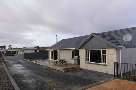 Photo of property in 11 Chesney Street, Heidelberg, Invercargill, 9812