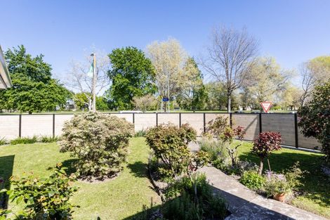 Photo of property in 1030 Grove Road, Mayfair, Hastings, 4122