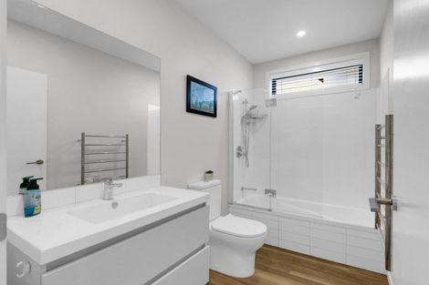 Photo of property in Cashmere Bay Road, Moana, 7875
