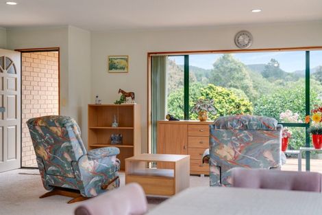 Photo of property in 109 Everitt Crescent, Whangamata, 3620