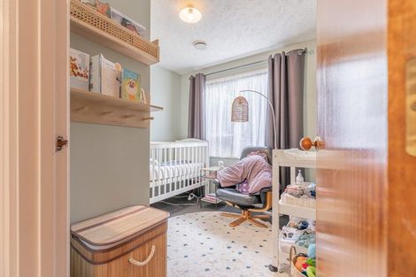 Photo of property in 73 Arcon Drive, Broomfield, Christchurch, 8042