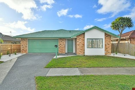 Photo of property in 10 Rock Daisy Crescent, Mangere, Auckland, 2022