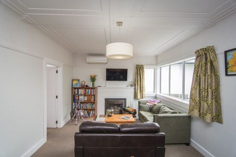 Photo of property in 60 Evans Street, Maori Hill, Timaru, 7910