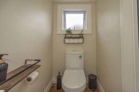 Photo of property in 64 Perth Street, South Hill, Oamaru, 9400