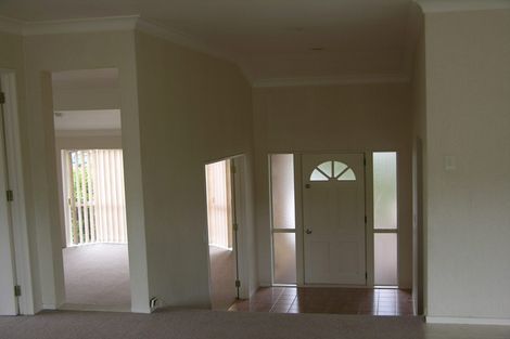 Photo of property in 23 Simon Owen Place, Golflands, Auckland, 2013