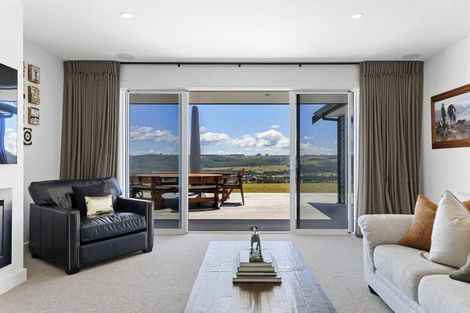 Photo of property in 35 Locheagles Rise, Kinloch, Taupo, 3377
