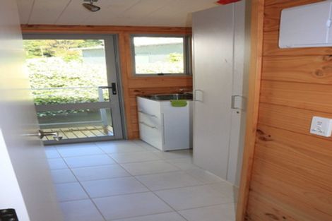 Photo of property in 79 Clinton Road, Tawharanui Peninsula, Warkworth, 0986