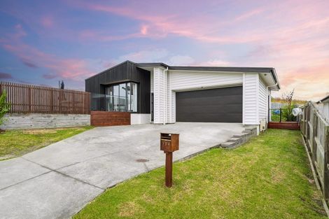 Photo of property in 124 Parkview Drive, Gulf Harbour, Whangaparaoa, 0930