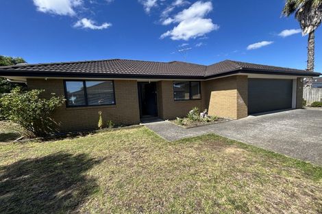 Photo of property in 11f Antalya Place, Manurewa, Auckland, 2102