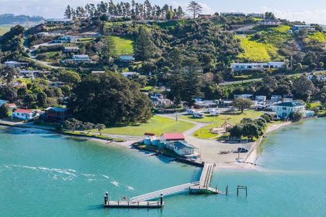Photo of property in Plam House, 669 Pahi Road, Pahi, Paparoa, 0571