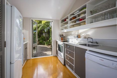 Photo of property in 11 The Quarterdeck, Whitby, Porirua, 5024